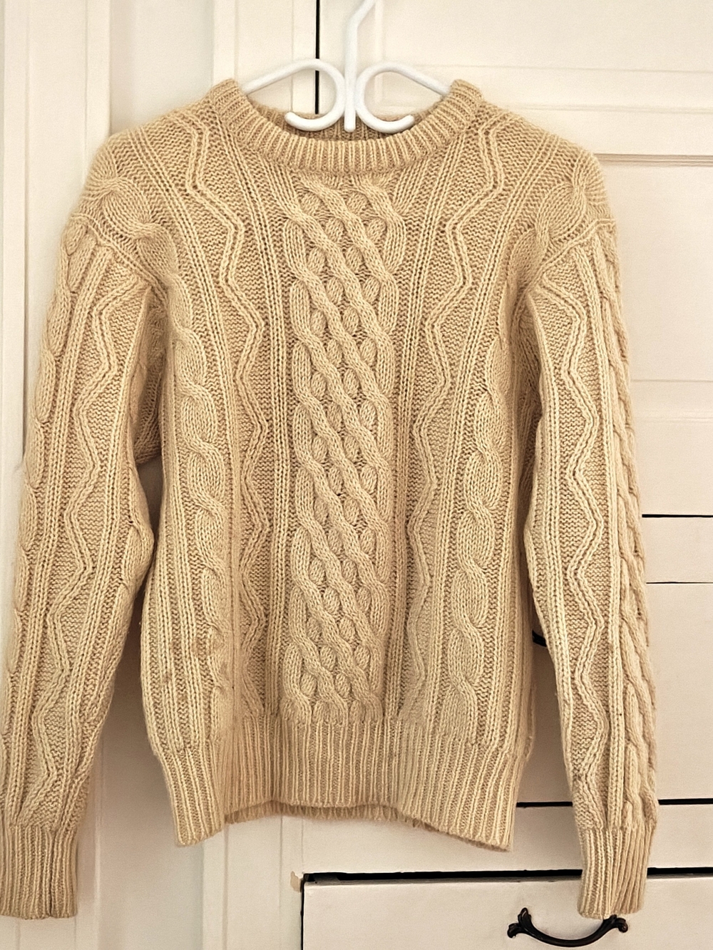 Women's Cable Knit Fisherman's Sweater in Cream